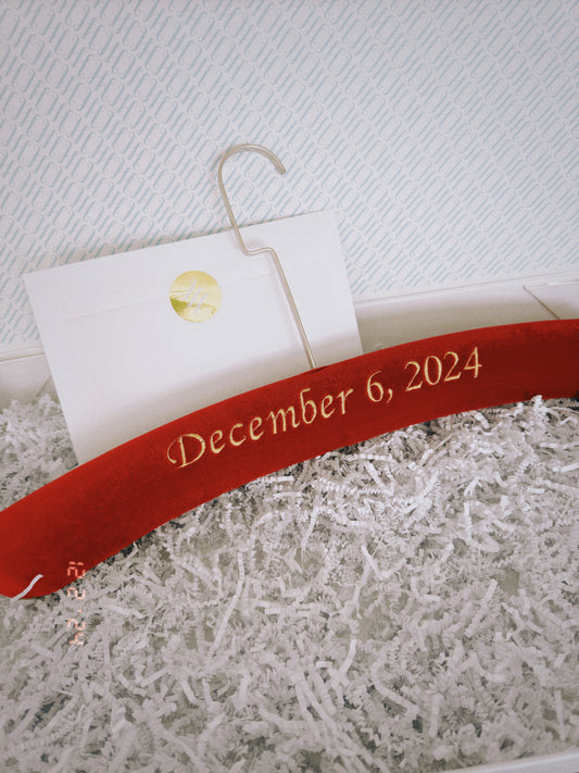 Heirlūm Hanger in Red