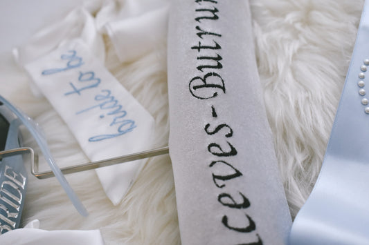 Heirlūm Hanger in Silver