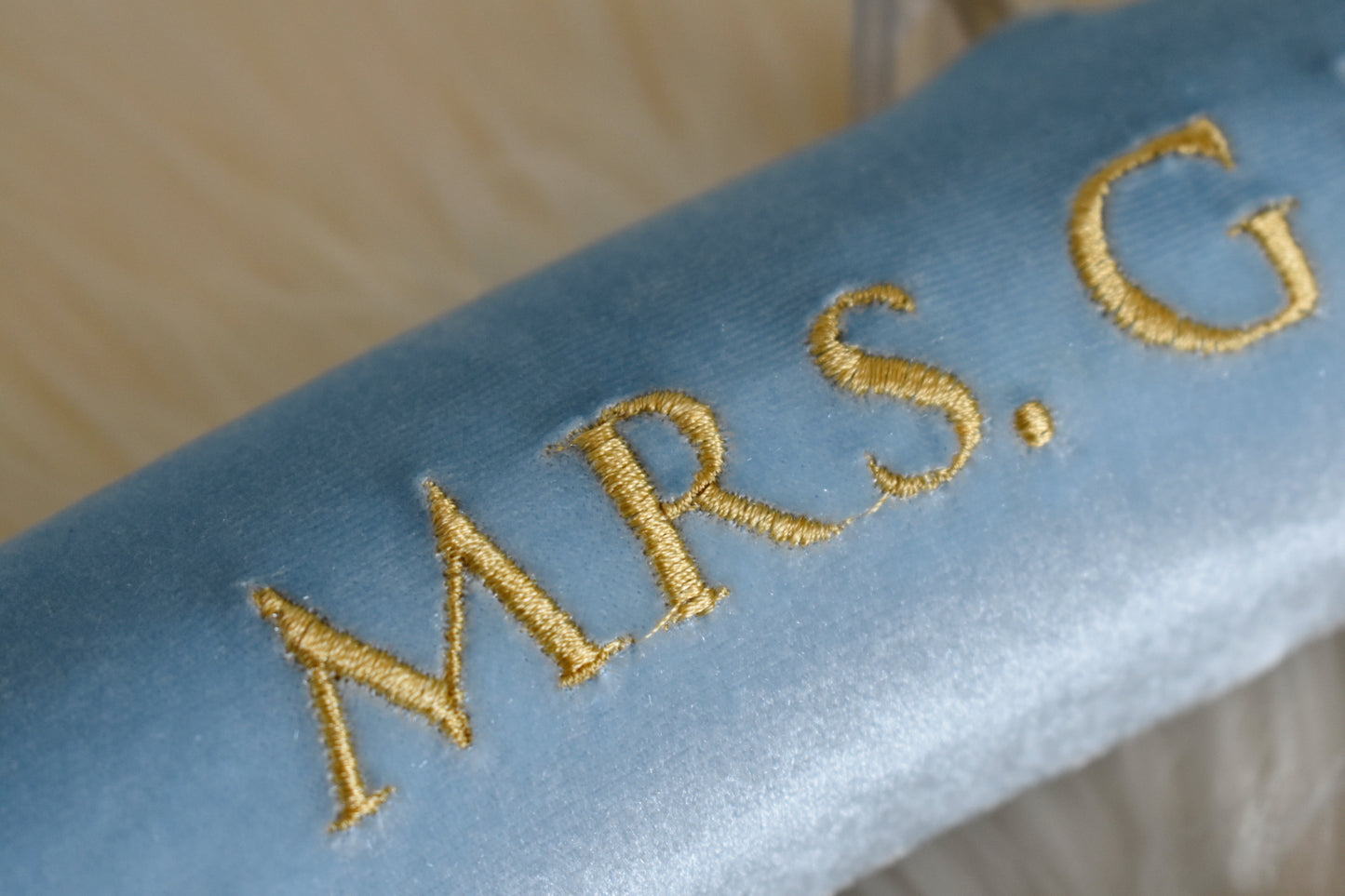 Heirlūm Hanger in Dusty Blue