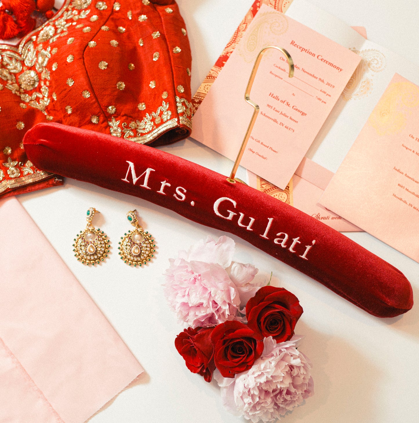 Heirlūm Hanger in Red