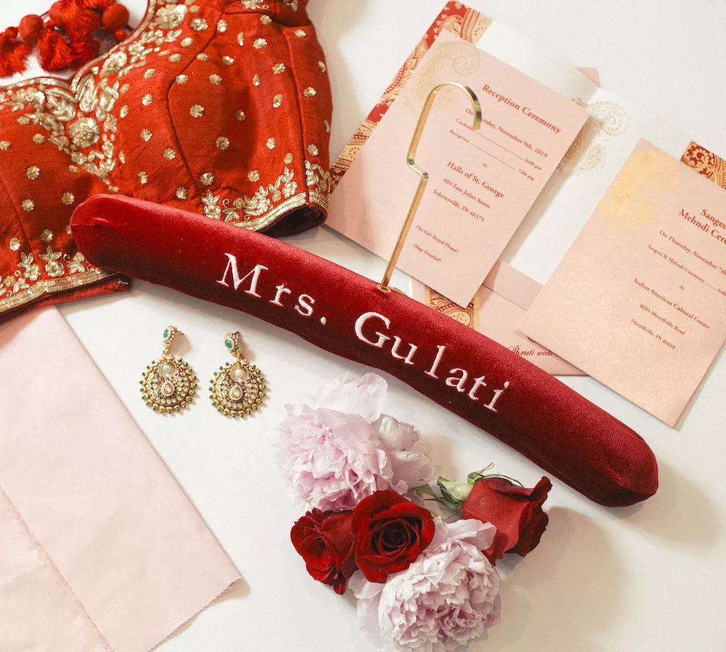 Heirlūm Hanger in Red