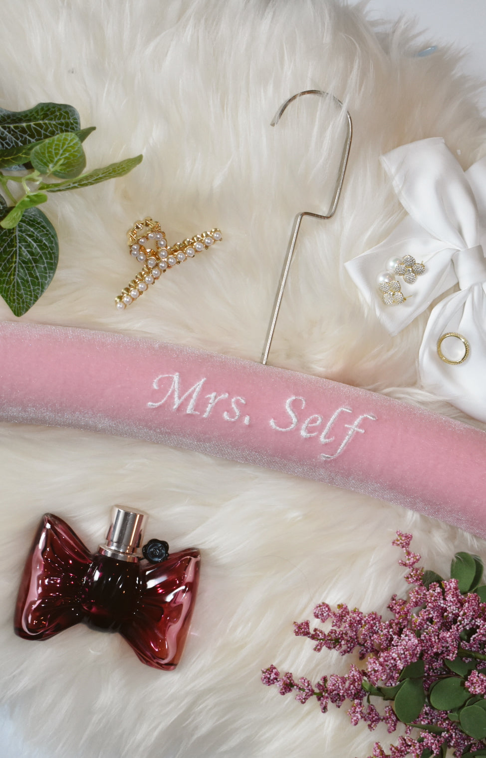Heirlūm Hanger in Pink