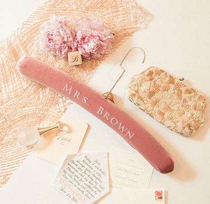 Heirlūm Hanger in Rose