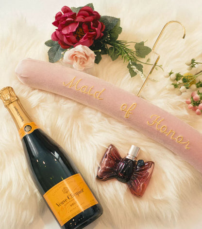 Heirlūm Hanger in Pink