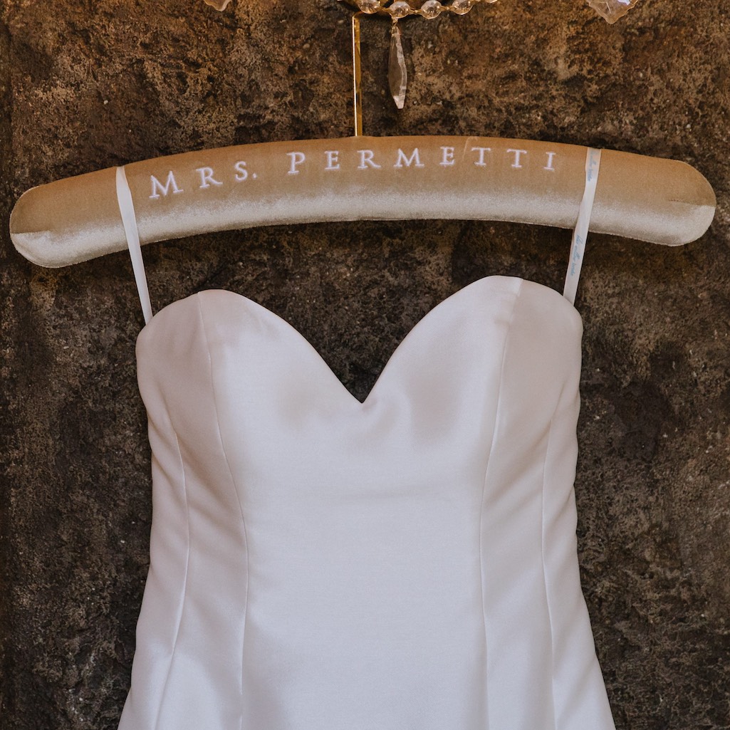 Heirlūm Hangers sample hanger for wedding dress